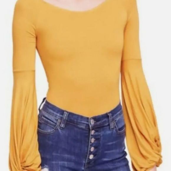 Free People To the Tropics Twist Sleeve Top Yellow Mustard Blouse Size L… - Picture 3 of 5
